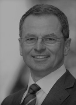  Dr. Sebastian Korts MBA M.I.Tax